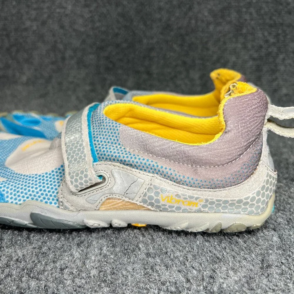 Vibram FiveFingers Bikila Shoes Women's Size‎ 9 Grey Athletic Training Sneakers